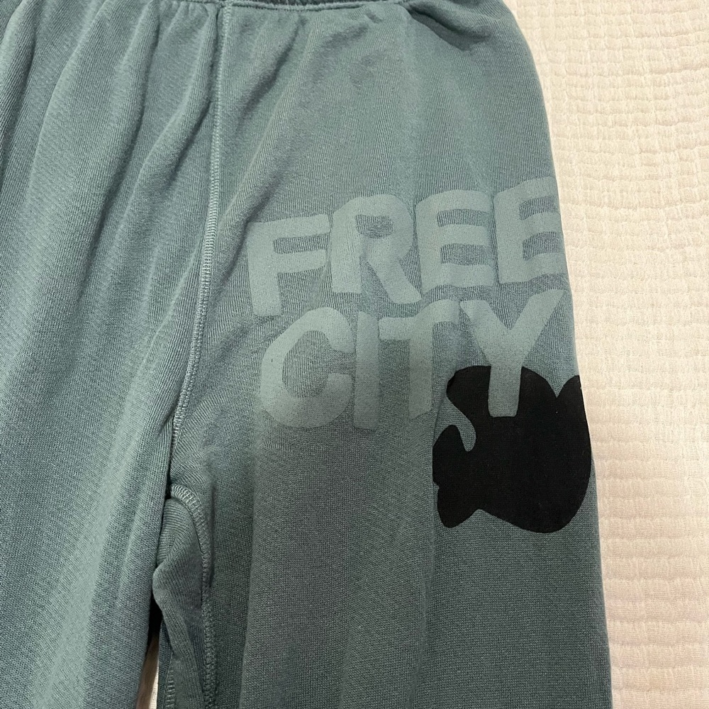 Free City Sweatpants